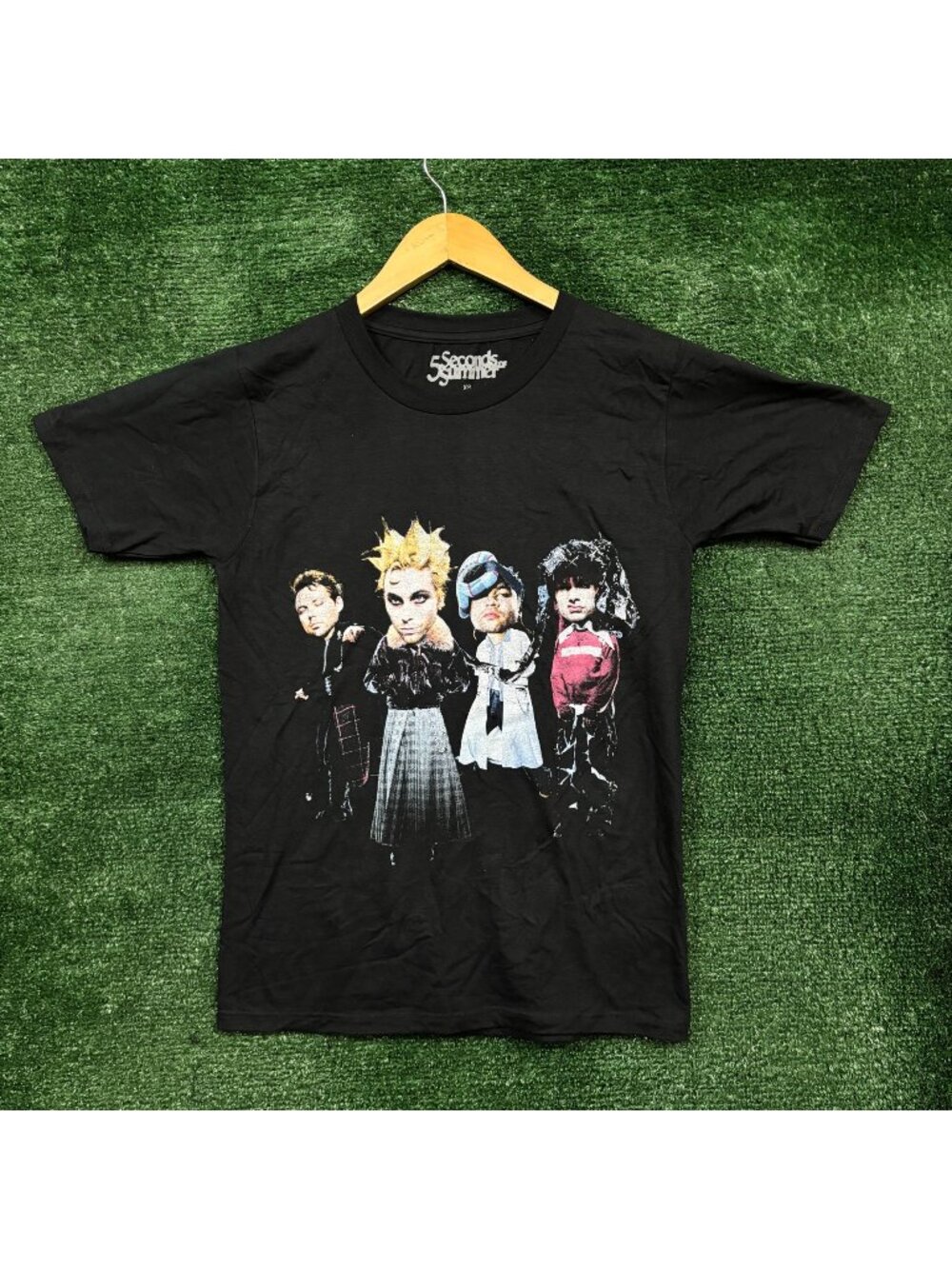 5 Seconds of Summer Everyone's A Star Rock Band T-Shirt Size Extra Small